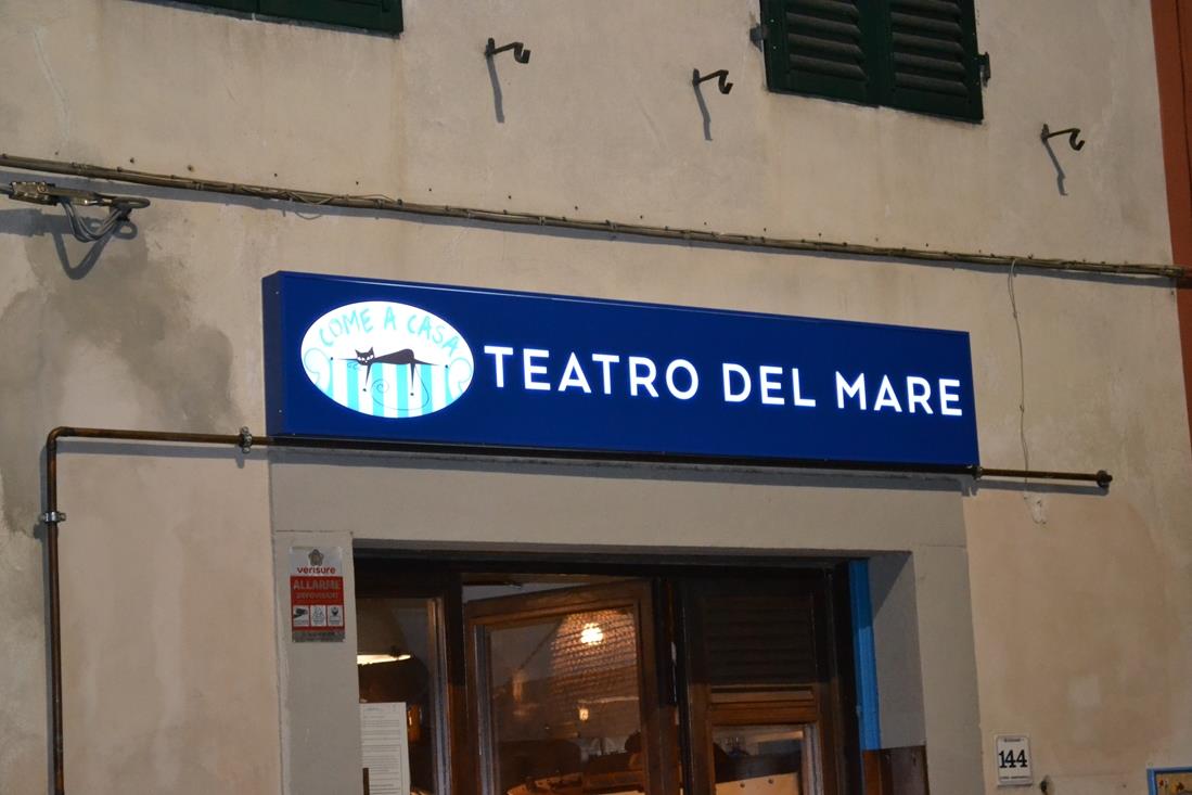Insegne - teatro del mare -  Astor Pubblicità Insegne - teatro del mare -