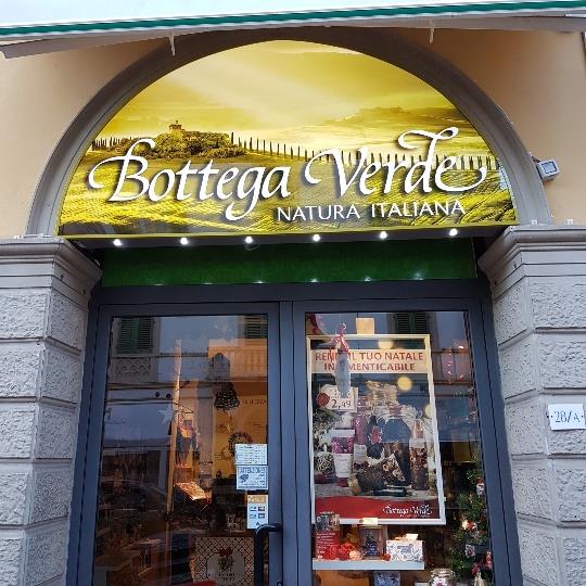 Insegne - bottega verde_1 - Insegna luminosa monofacciale sagomata con faretti Astor Pubblicità Insegne - bottega verde_1 - Insegna luminosa monofacciale sagomata con faretti