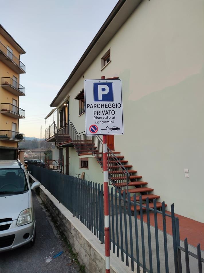 Astor Pubblicità Cartelli - parcheggio - cartello in d-bond